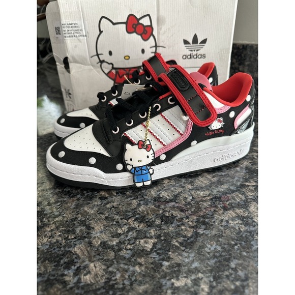 [GW7167] Adidas Women's Forum Low Hello Kitty *NEW* Size 9 Shoes Sneakers